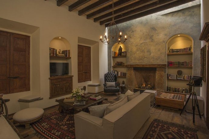 Casa No Name Small Luxury Hotel