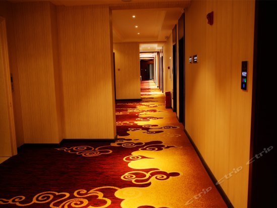 Spring International Hotel