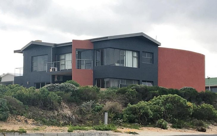 Marine 5 Guesthouse