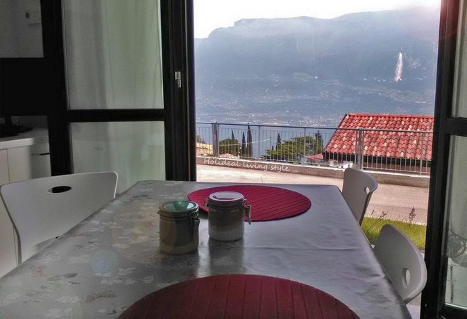 Holideal Tremosine La Quiete 16