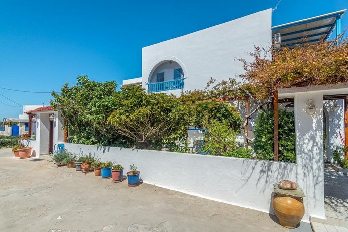 Traditional House Milos