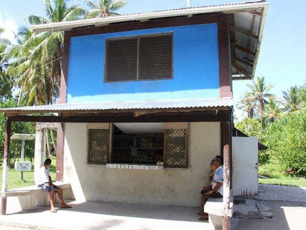 Arno Beachcomber Lodge Majuro Marshall Islands thumbnail