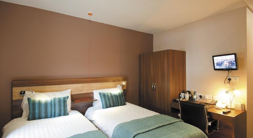 The Cedars Hotel
