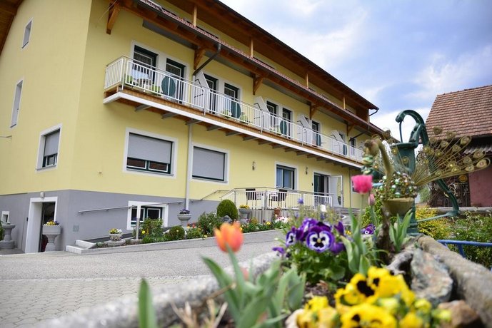 Hotel-Gasthof Stoff Margarethen im Lavanttal Austria thumbnail
