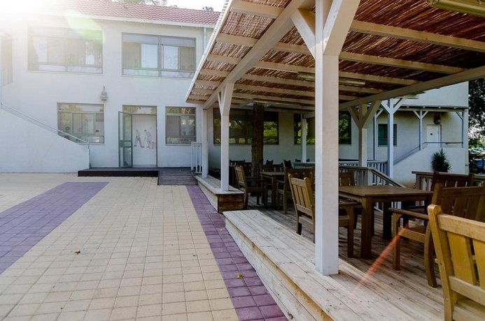 Bait Alfa Kibbutz Country Lodging