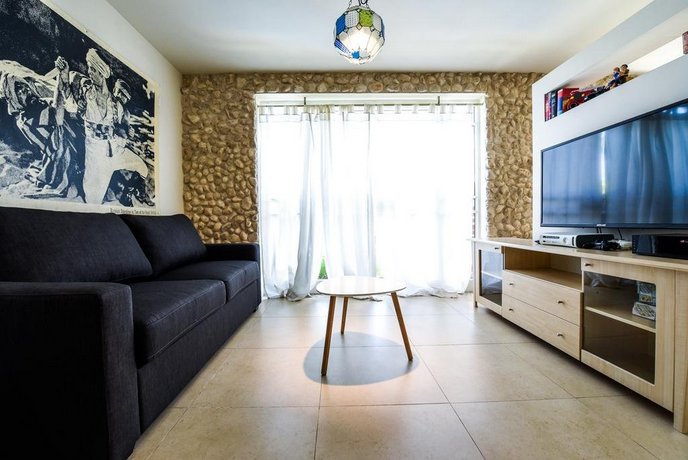 Villa Yotam