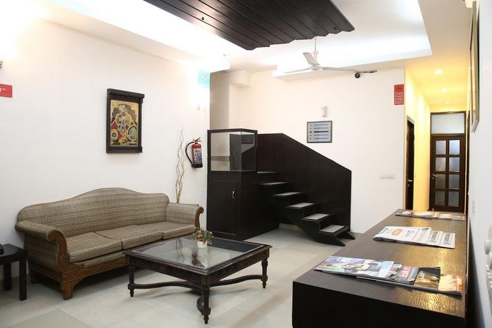 FabHotel Exotica Greenpark