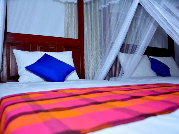 Hotel Romaya