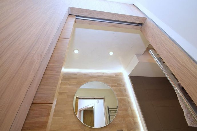 Luxury designer flat Holland Park