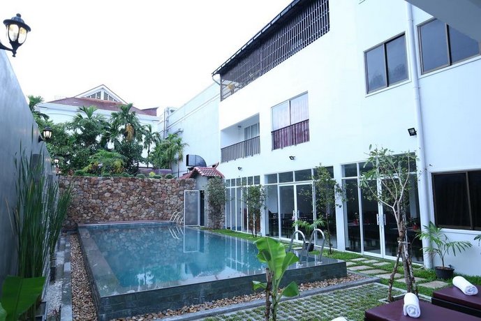 Holy Angkor Deluxe Hotel