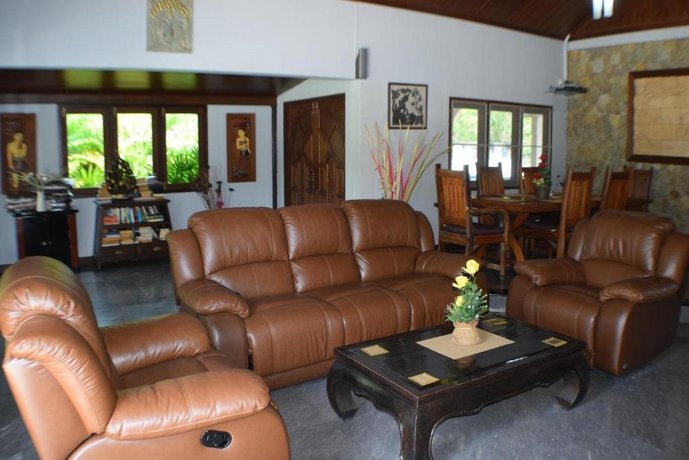 Baan Suan