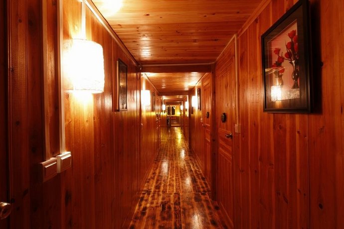 Longji Spring Inn