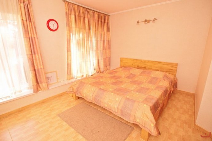 Yo-Moyo Hotel