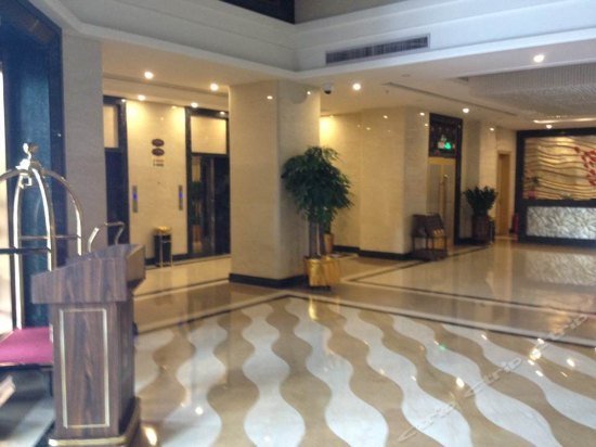 Han Yi City Hotel