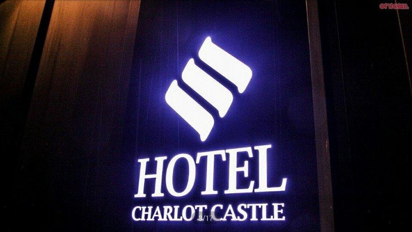 Hotel Charlot Castle