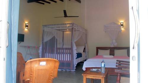 Unawatuna Guest