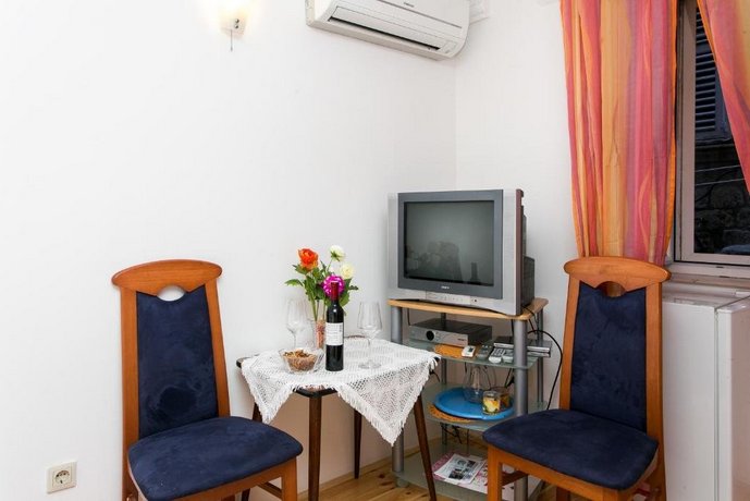 Rooms Fausta Old Town