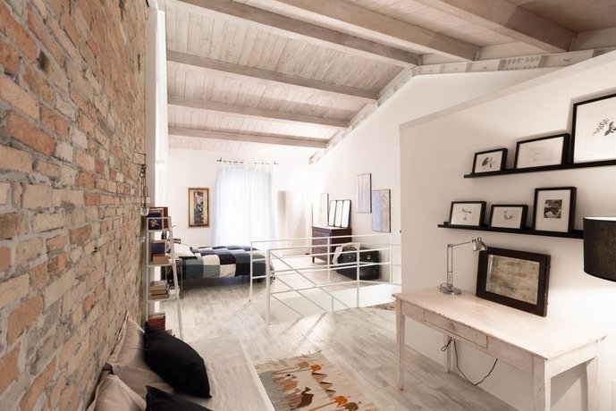 Casa Delle Lanterne
