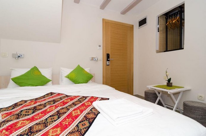 Luxury Old Town Apartments
