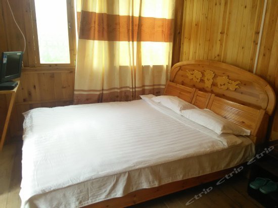 Shifa Jinglou Farmhouse