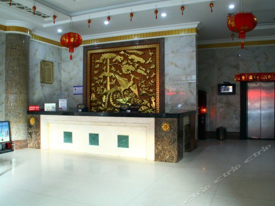 Fengdu Business Hotel