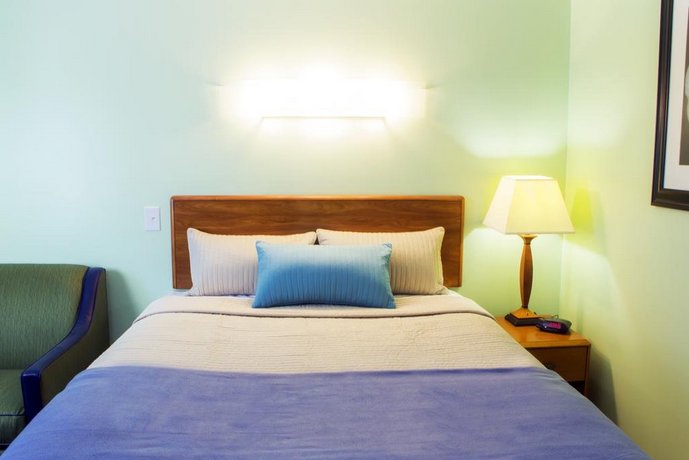 Chateau Suites