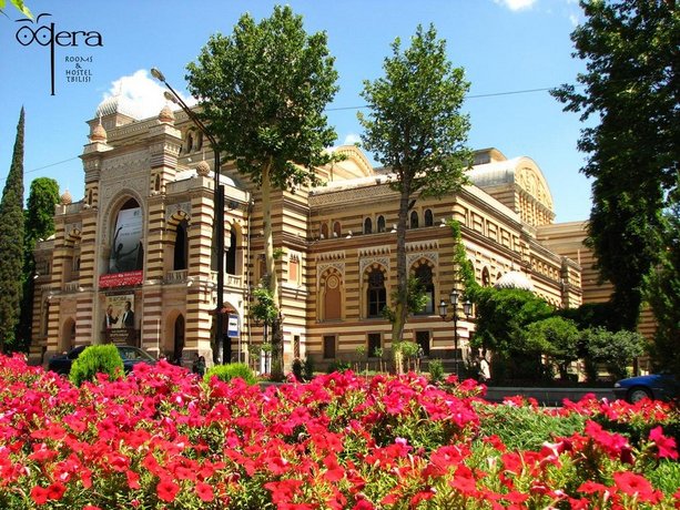 Opera Rooms & Hostel Tbilisi