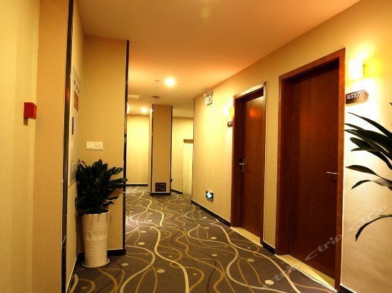 7 Days Youpin Hotel Chengdu Dufu's Thatched Cottage Branch