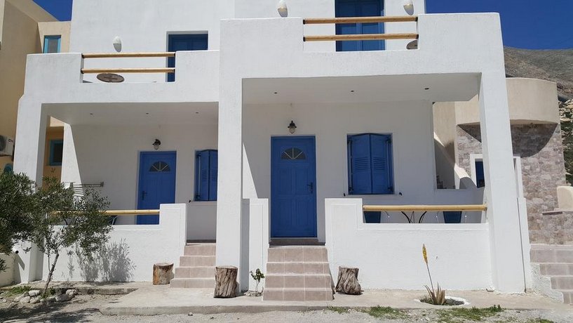 Marousi Suites