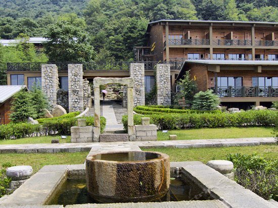 Dabie Mountain Village Resort