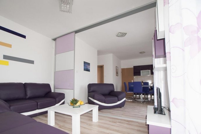 Apartments Toka