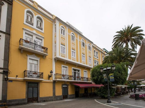 Hotel Madrid Las Palmas de Gran Canaria Iglesia de Santo Domingo Spain thumbnail