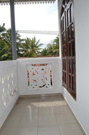 Hansi Villa