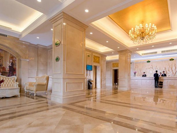 Vienna Hotel Shenzhen Shuiku New Village