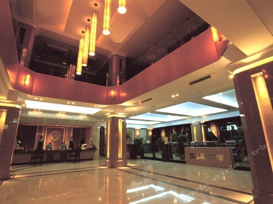 Emeishan Hotel