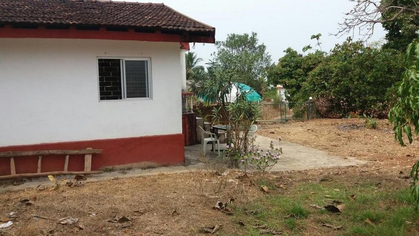 Cabo De Rama Cottage
