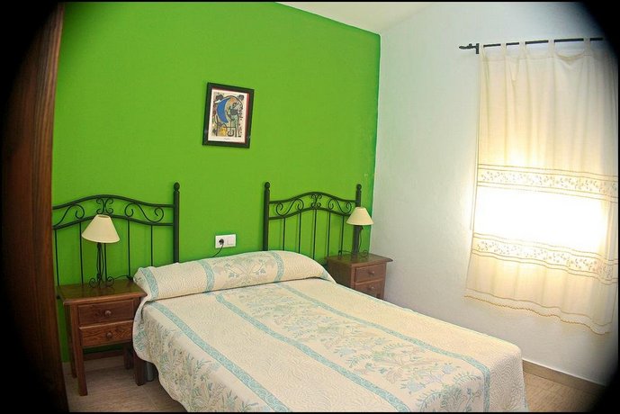 Bungalow la Roa III con piscina comunitaria y privada