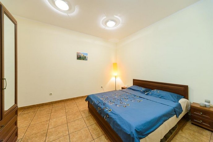 ApartHotel on Independence Square