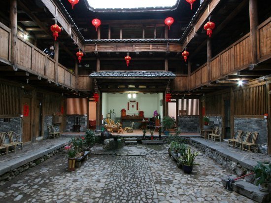 Nanjing Tulou Qingdelou Inn