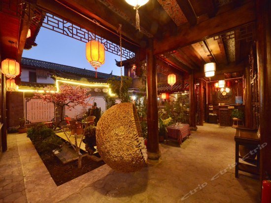 Meet You Inn Lijiang