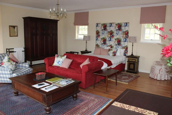 Morton Manor