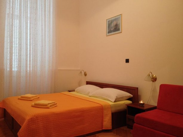 Aparment Kod Kule