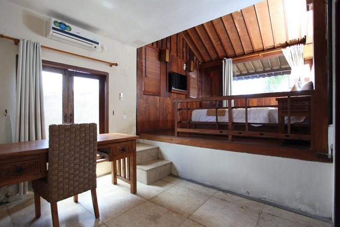 Aura Villa Sanur