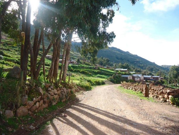 Flor de Kantuta Inn
