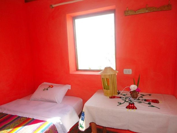 Flor de Kantuta Inn