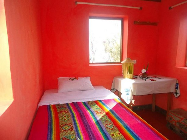 Flor de Kantuta Inn