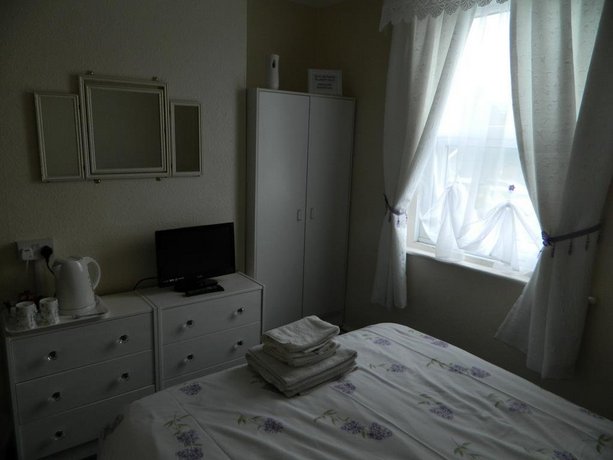 The George Guest House