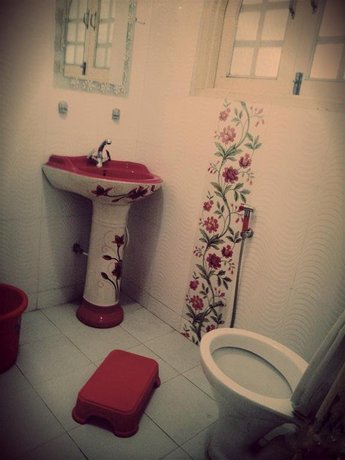 Hotel abu kashmir