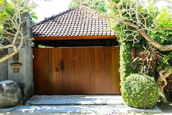 Villa Pensiun