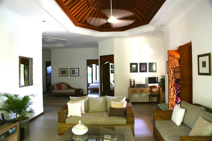 Villa Pensiun
